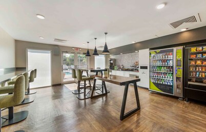 Extended Stay America Premier Suites - Miami - Airport - Doral - 25th Street