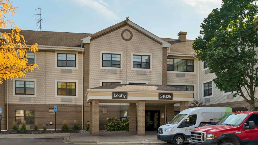 Extended Stay America Suites Detroit Metropolitan Airport