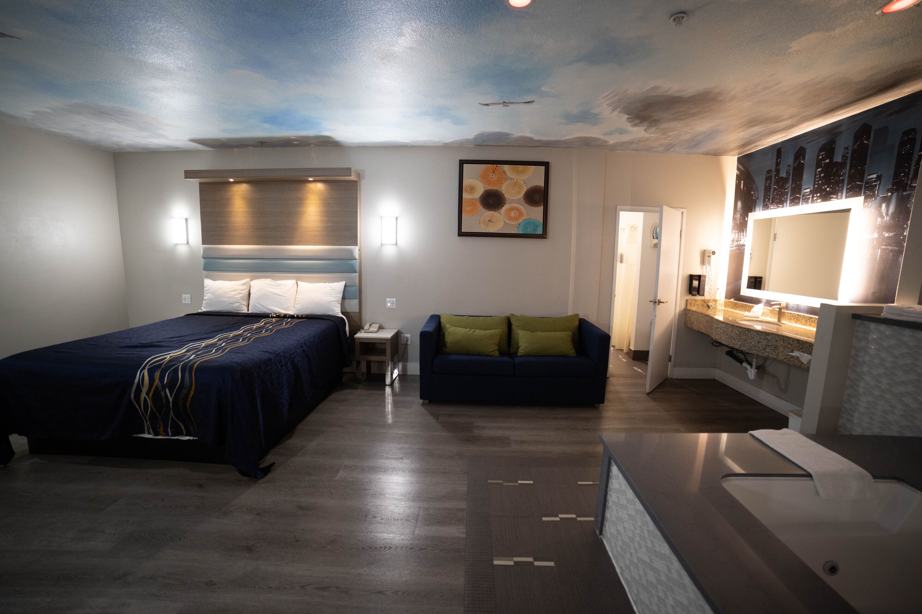 exclusive room | 1 bedroom, desk, iron/ironing board, free wifi