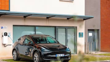 Parken ohne Service (10 EUR pro Tag)