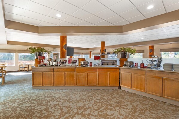 Daily buffet breakfast (CAD 13 per person)