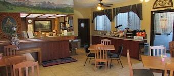Howard Johnson by Wyndham Leavenworth