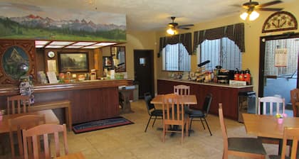 Howard Johnson by Wyndham Leavenworth