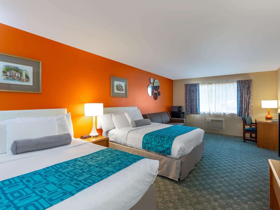 標準客房, 2 張加大雙人床 | 高級寢具、房內夾萬、書桌、熨斗/熨衫板