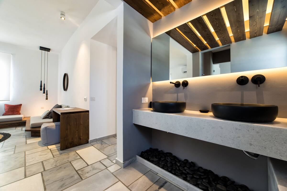 executive suite outdoor hot tub sea view | bathroom | designer toiletries, hair dryer, bathrobes, slippers