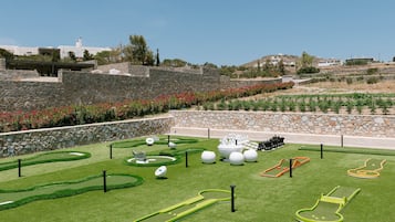 Mini-golf