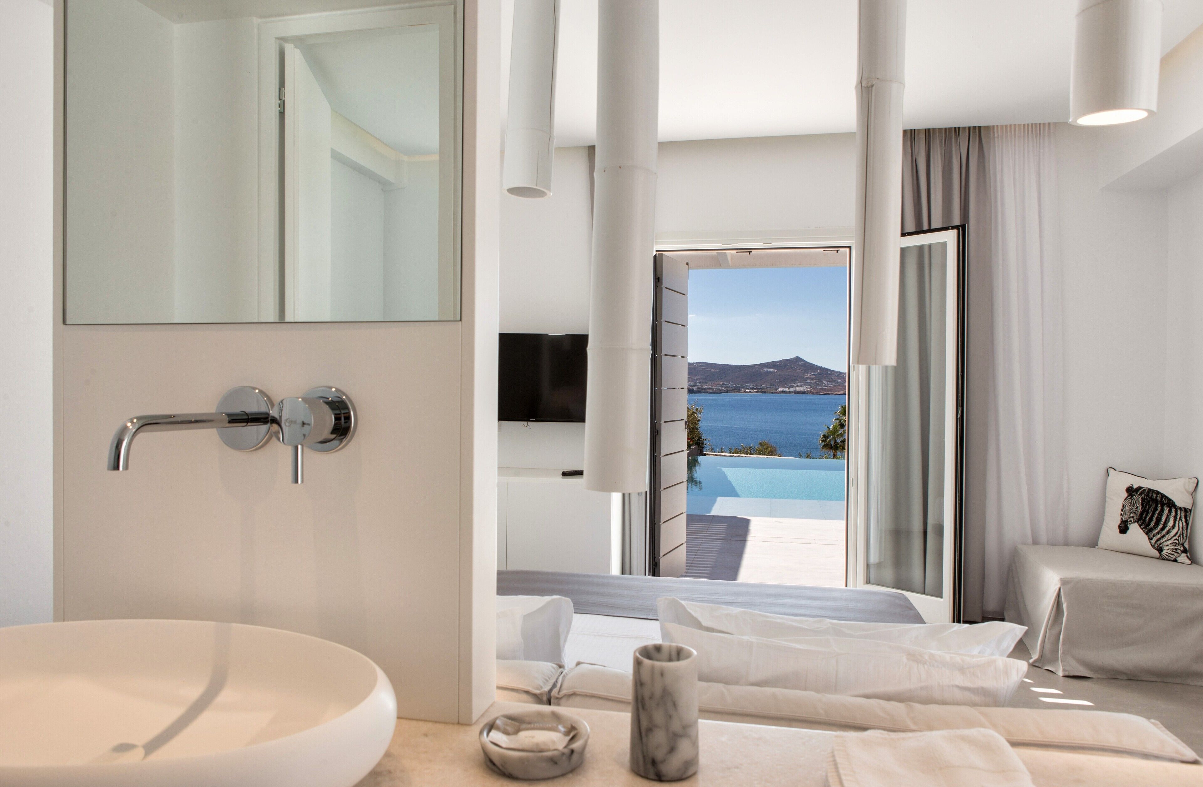 Deluxe Suite Private Pool Gym Sea View | Vista desde la habitación