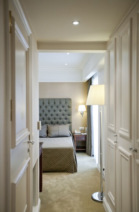 Hera Hotel - Image 20