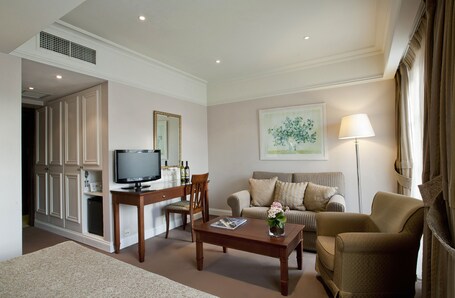 Hera Hotel - Image 23