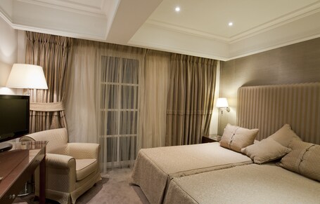 Hera Hotel - Image 29