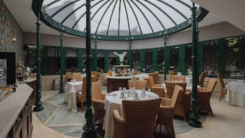 ์ ๋
์์ฌ ์ ๊ณต, ์ง์คํด ์๋ฆฌ