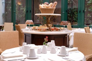 Daily buffet breakfast (EUR 15 per person)