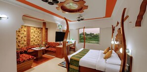 Minibar, in-room safe, desk, soundproofing