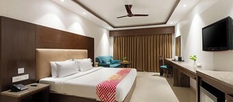 Ginger Agra, Fatehabad Road