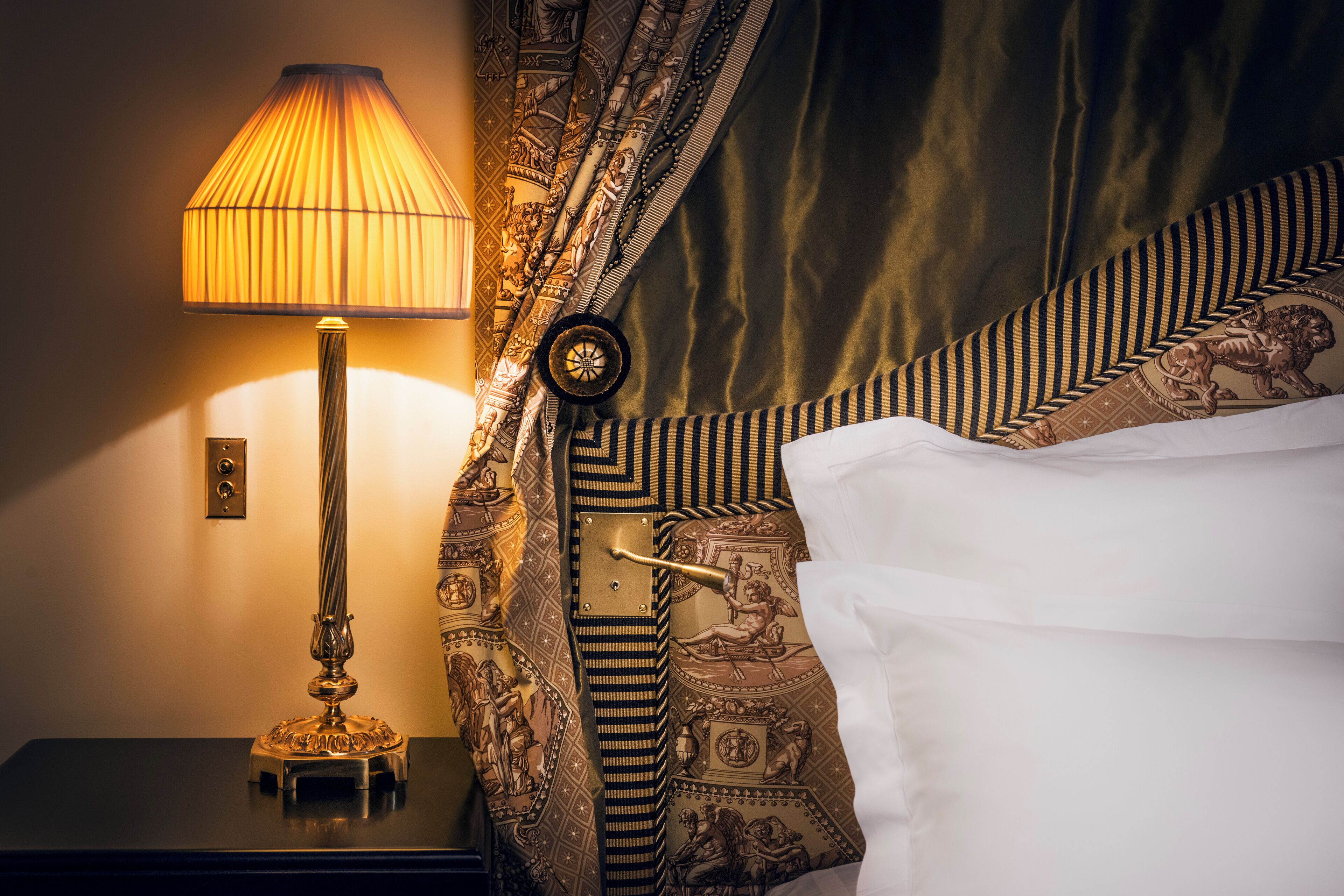 classic double room, 1 double bed | egyptian cotton sheets, premium bedding, pillow-top beds, minibar