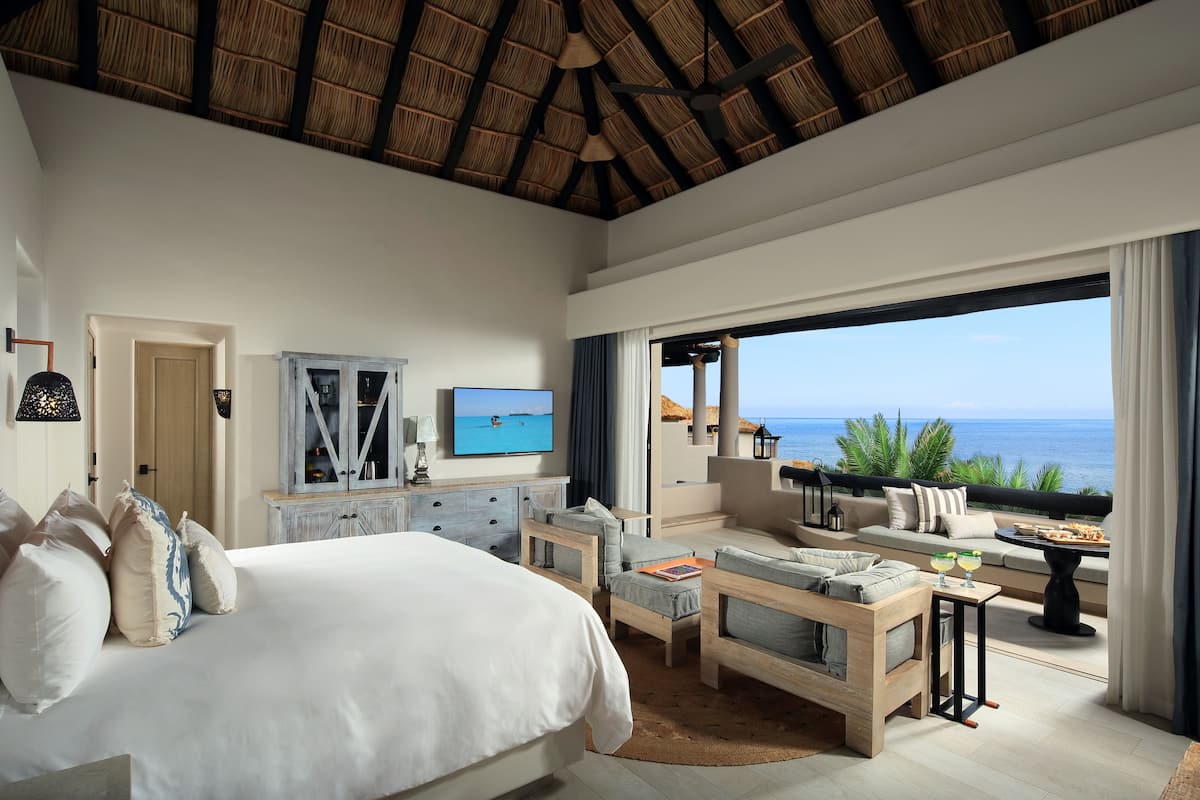 1 bedroom, premium bedding, Tempur-Pedic beds, free minibar
