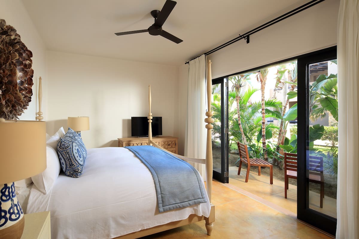 1 bedroom, premium bedding, Tempur-Pedic beds, free minibar