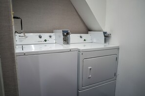 Interior detail - Microtel Inn & Suites by Wyndham Hagerstown by I-81 (Hagerstown)