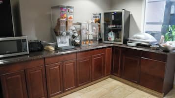 Free daily continental breakfast