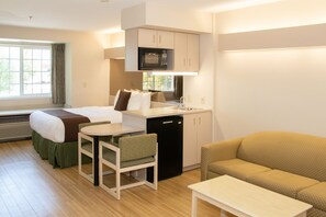 Bureau, Wi-Fi gratuit, draps fournis, réveils