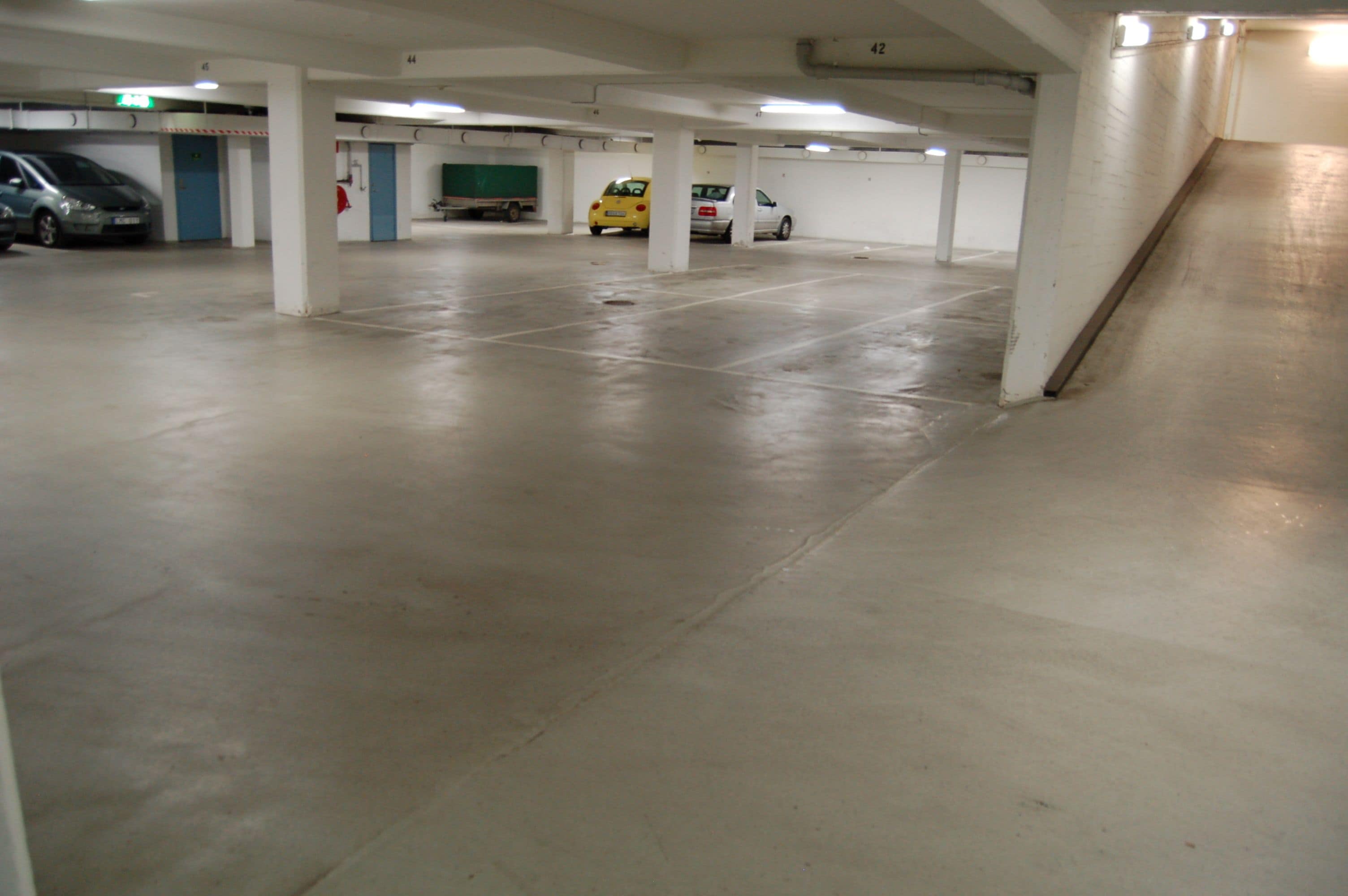 self-parking (surcharge) 140 per night