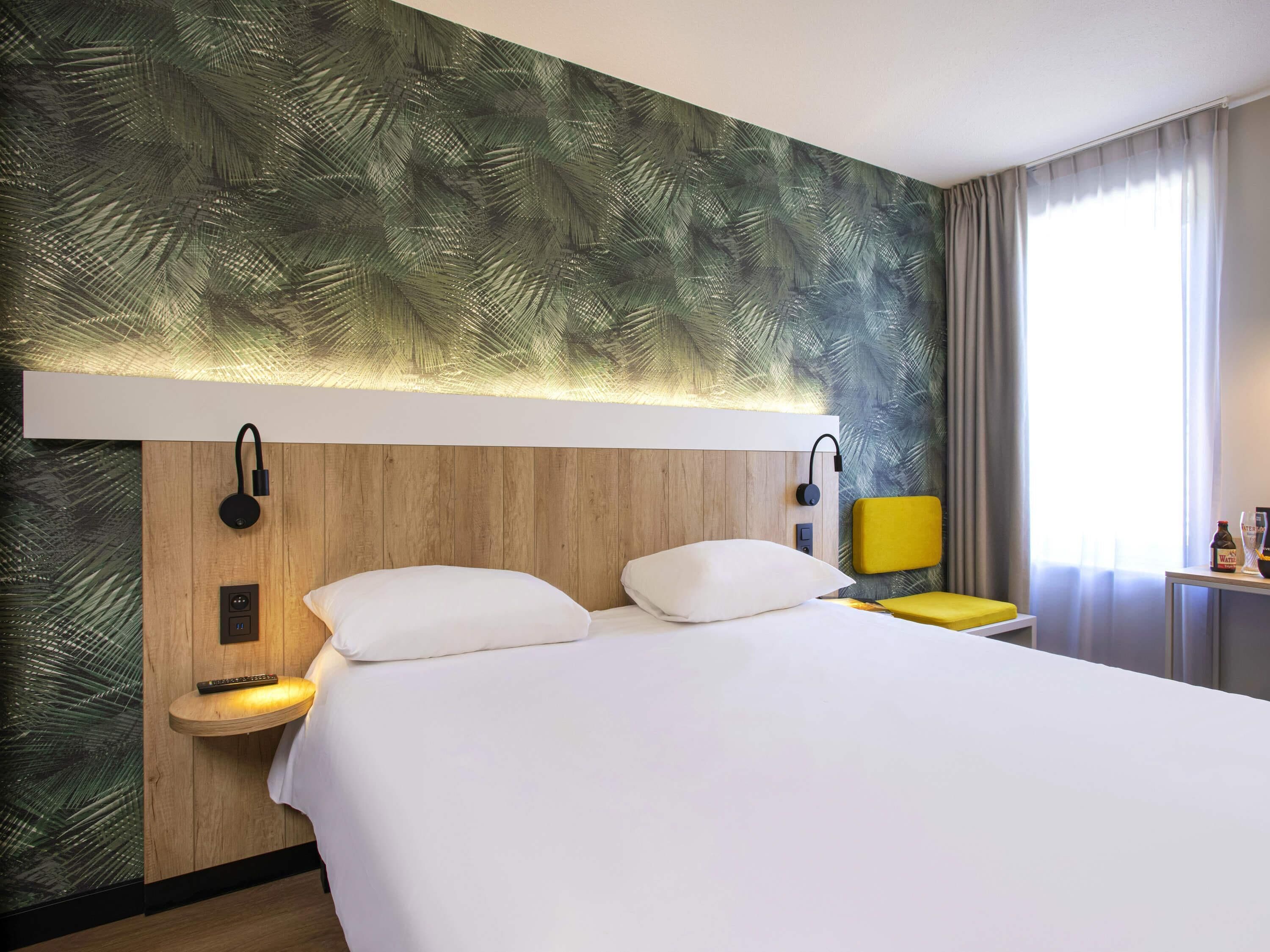 Literie de qualité supérieure, coffres-forts dans les chambres, bureau