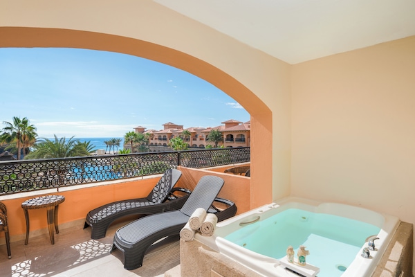 Deluxe Room Balcony, 1 King Bed, Jetted Tub, Ocean View | Balcony view