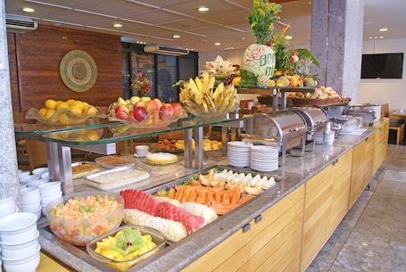 Desayuno buffet incluido todos los días