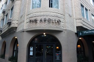 供应晚餐，地中海菜