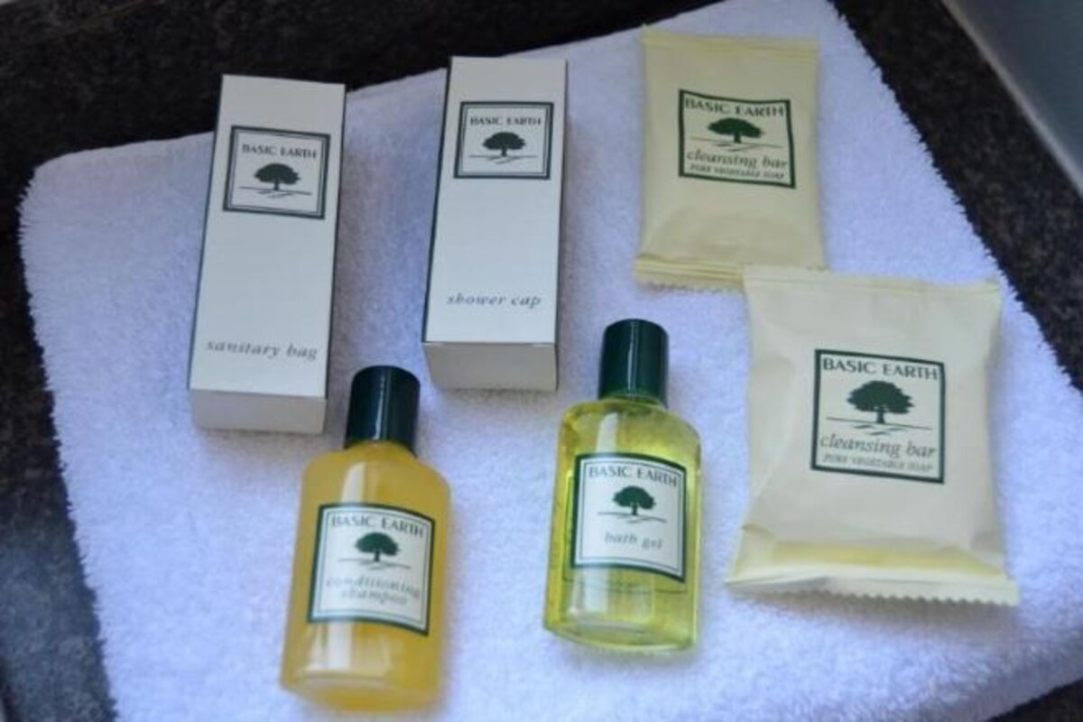 Bathroom amenities