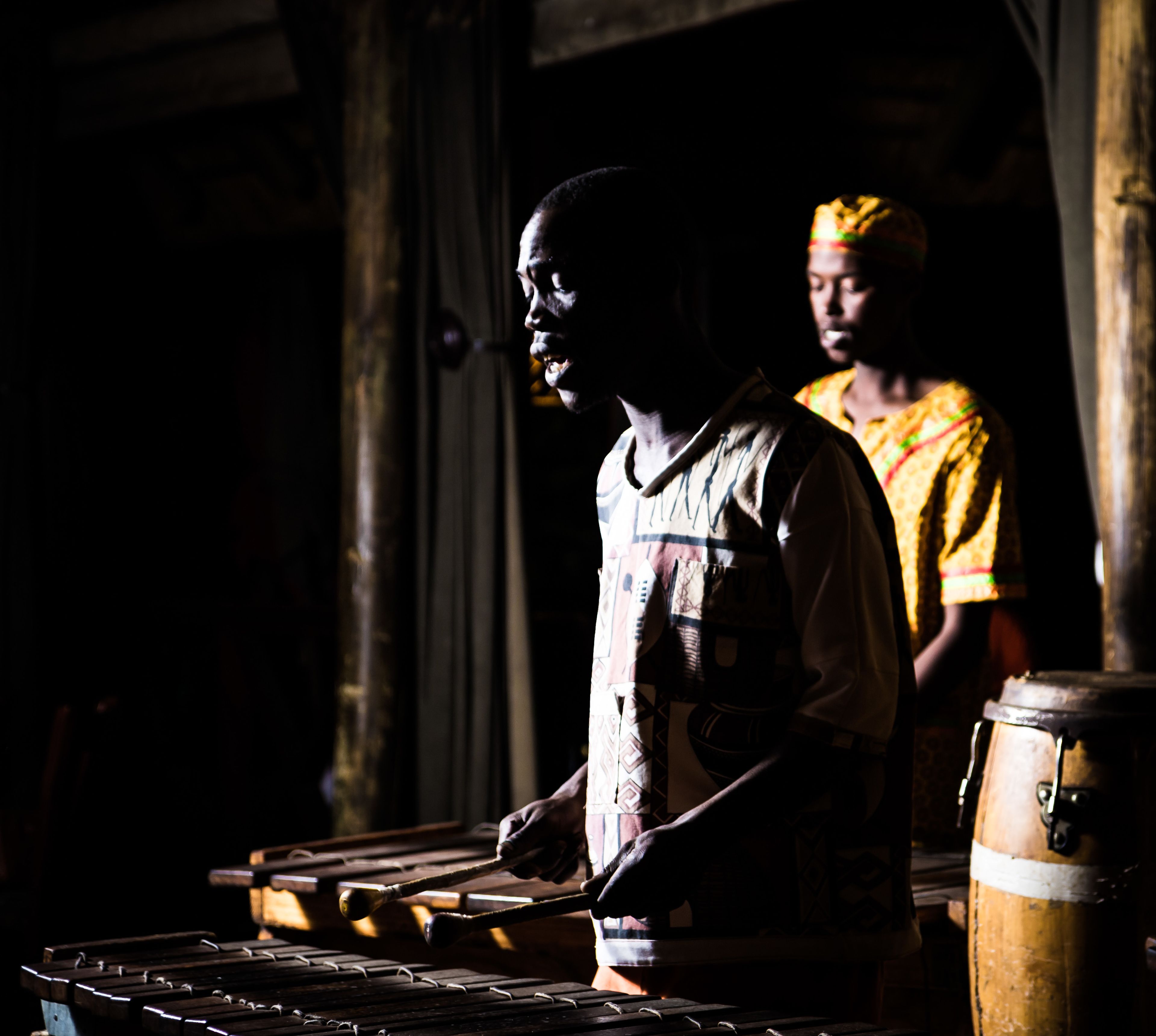 2 restaurants, breakfast served