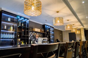 Bar (on property) - Indaba Hotel (Midrand)