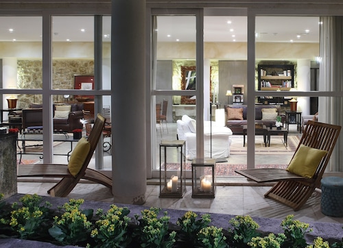 Solar Do Castelo, a Lisbon Heritage Collection