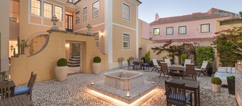 Solar Do Castelo, a Lisbon Heritage Collection