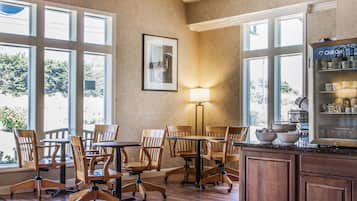 Desayuno continental incluido todos los días