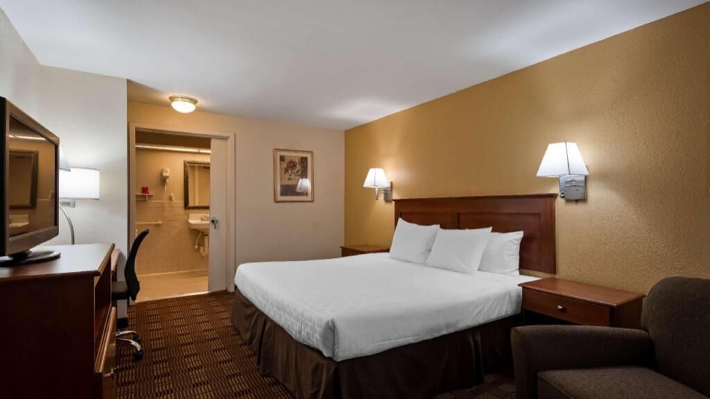 In-room safe, desk, laptop workspace, blackout curtains