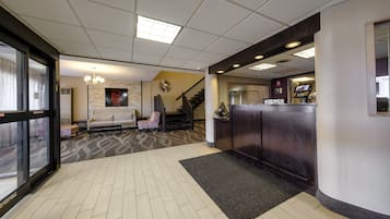 Check-in/check-out kiosk