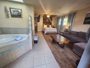 Chambre Deluxe, 1 grand lit, bain à remous