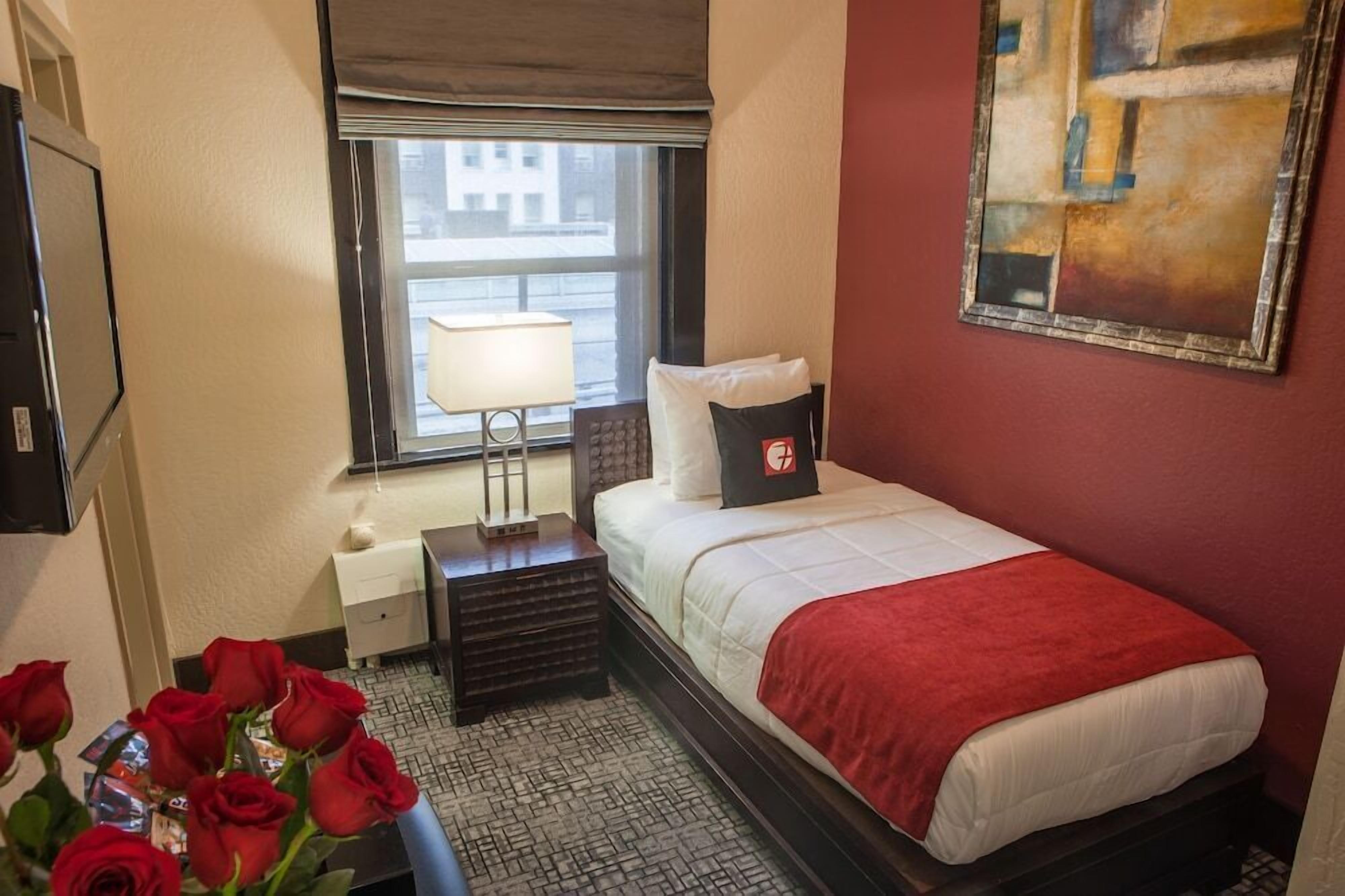 Premium bedding, minibar, in-room safe, iron/ironing board