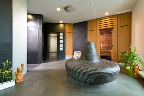 Sauna, steam room, body treatments, hydrotherapy, aromatherapy