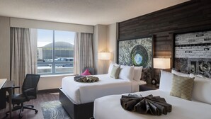 Ropa de cama de alta calidad y camas con pillow-top 