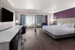 Room, 1 King Bed, Accessible, Non Smoking (Mobility) | Premium bedding, pillowtop beds, desk, blackout drapes