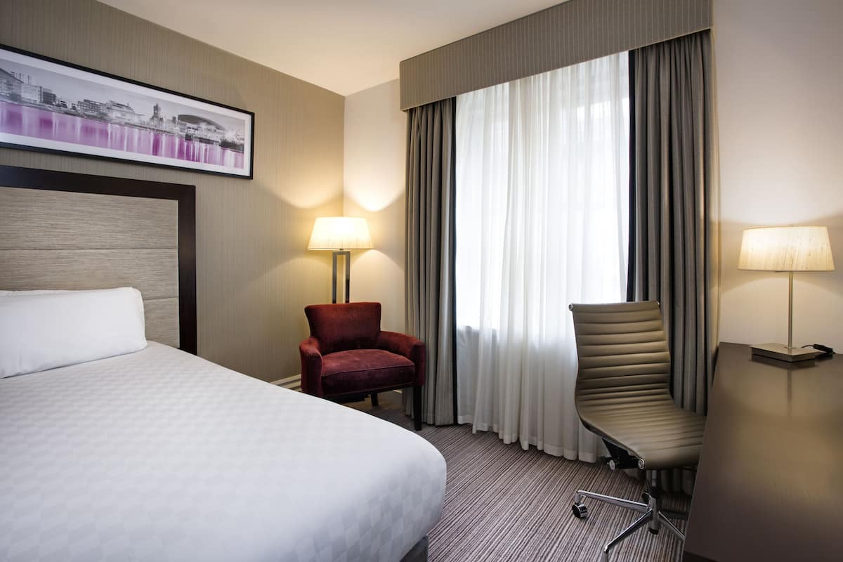 Desk, iron/ironing board, free WiFi, bed sheets