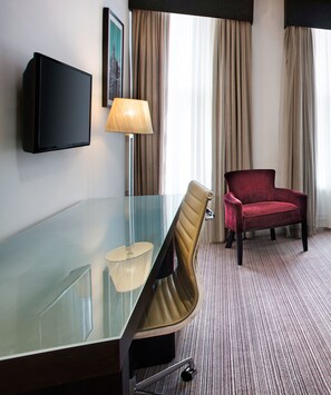Desk, iron/ironing board, free WiFi, bed sheets