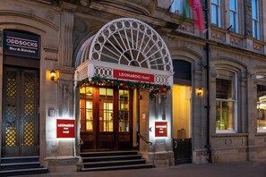 Front of property - Leonardo Hotel Cardiff (Cardiff)