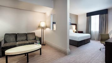 Junior Suite | Desk, iron/ironing board, free WiFi, bed sheets