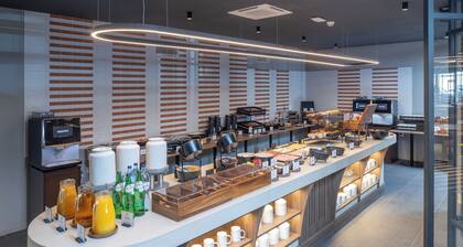 Holiday Inn Express and Suites Lisbon Principe Real by IHG