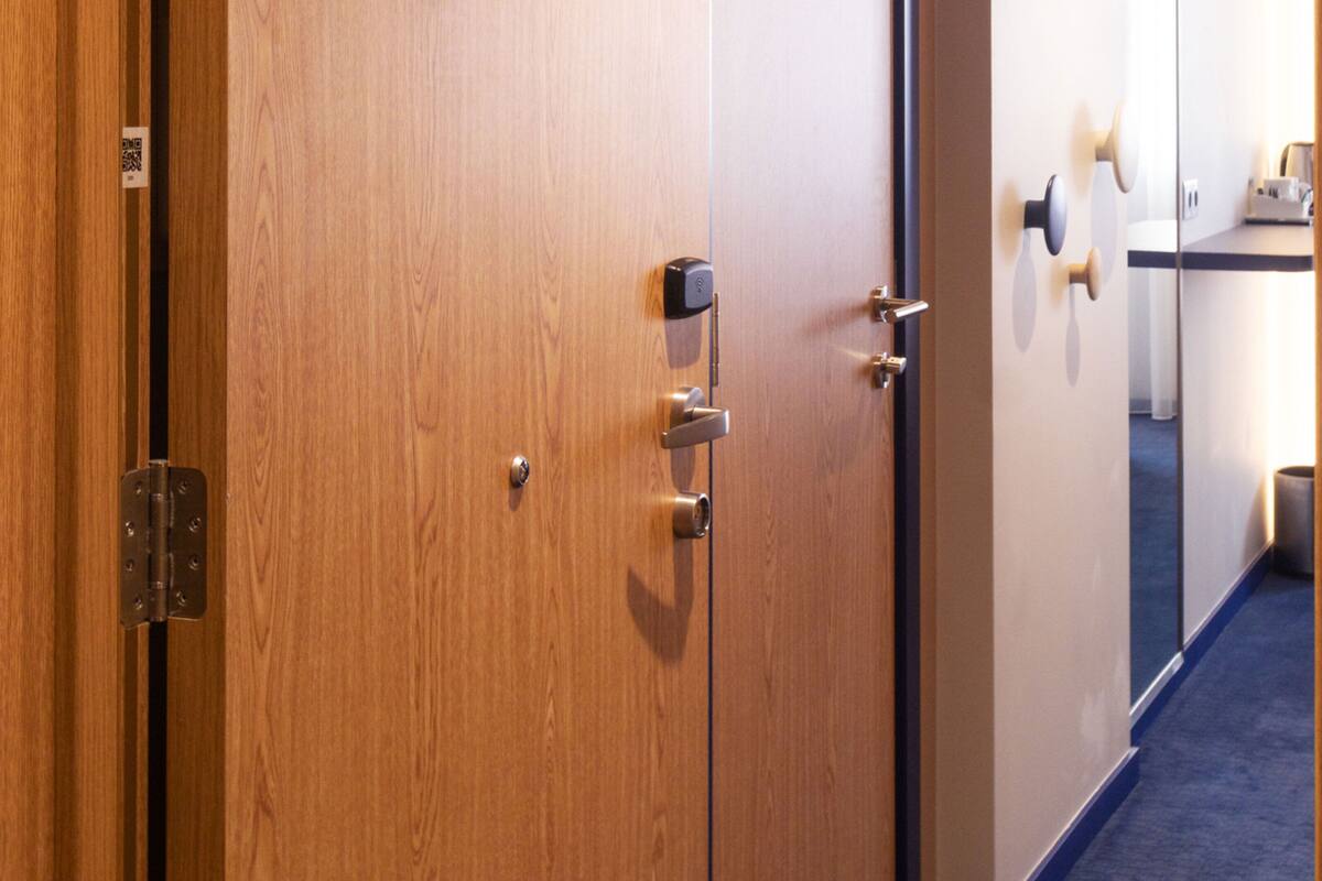 Standaard kamer, Meerdere bedden (Family Room) | Een bureau, een strijkplank/strijkijzer, gratis wifi, beddengoed