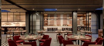 Holiday Inn Express and Suites Lisbon Principe Real by IHG