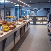 Holiday Inn Express and Suites Lisbon Principe Real by IHG